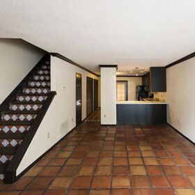  Gallery - 6